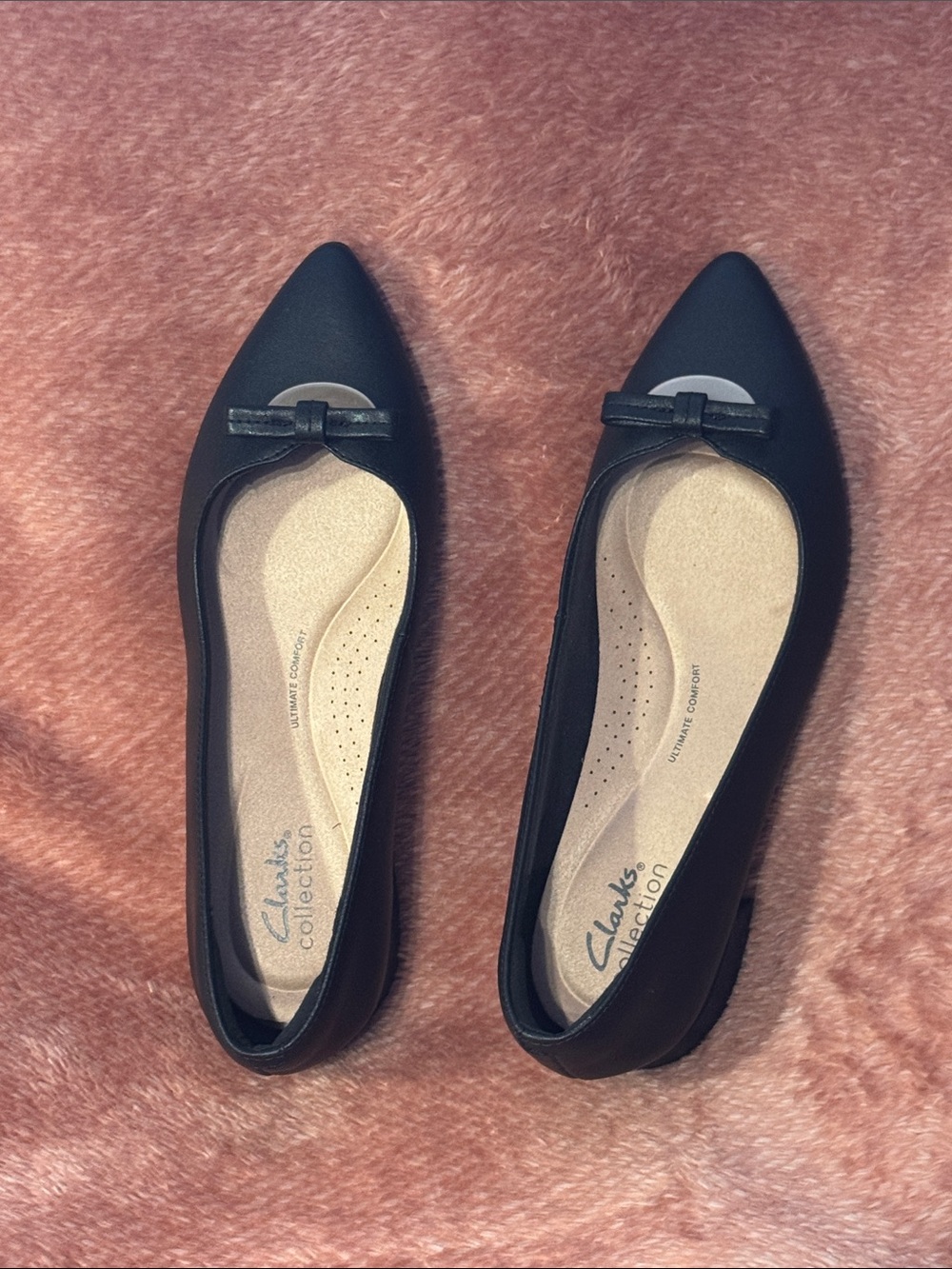 Clarks Natalya Trim Black Leather dress flats, 7.5M with gold trim NWT!
